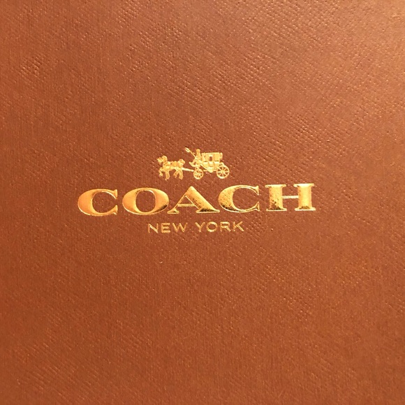 Brand new Coach wallet - Picture 3 of 3